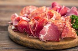 Dangers des niitrites dans la charcuterie : vers une loi pour alerter les consommateurs ?