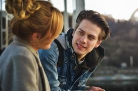 Amours des ados : pourquoi les parents ne doivent pas s'en mêler