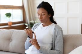 Comment le diabète touche différemment les hommes et les femmes