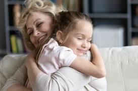 La câlinothérapie, traiter par un câlin