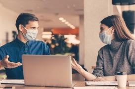 Port du masque : les Français favorables, des exceptions au Travail