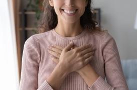 Comment mettre en pratique le câlin papillon pour réduire le stress émotionnel ?