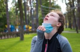 Comment se protéger du coronavirus et de la canicule