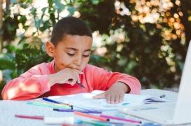 Pour apprendre à lire, mieux vaut écrire à la main