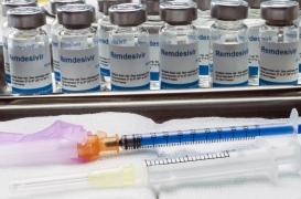 Remdésivir : seul antiviral survivant des essais cliniques