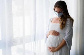 Cancers, femmes enceintes : quelles recommandations de vaccination contre la Covid-19 ? 