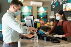 Covid-19 : les cafés, bars, restaurants et salles de sport, hauts lieux de contamination