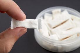 Pouches : l’OMS alerte sur le danger de ces sachets de nicotine dans le monde