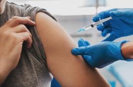 Vaccins Covid à adénovirus : le risque de thrombose est-il inévitable ?