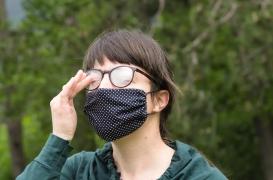 Masques et lunettes : gare aux produits antibuée !  