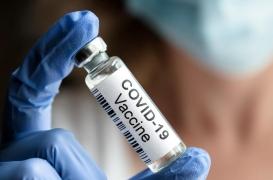 Décision attendue pour les ados, feu vert de l'OMS pour le vaccin chinois, patients SEP : les dernières actualités de la vaccination