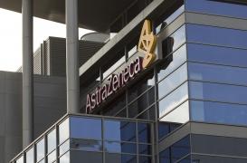Vaccin AstraZeneca : pas pour les plus de 65 ans et possibilité d'administration par les pharmaciens