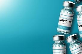 Mélange des vaccins : gare aux effets secondaires