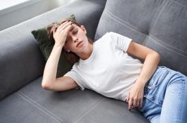 Maux de tête inexpliqués : c’était une malformation artério-veineuse cérébrale