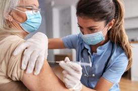Omicron : les vaccins sont-ils ou non efficaces contre ce variant ?