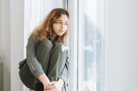 Santé mentale des jeunes : l'alerte de la défenseure des droits
