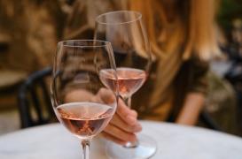 Alcool : un seul verre par jour et déjà des dégâts !