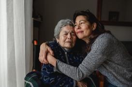 Ne pas voir ses proches est associé à un risque accru de décès