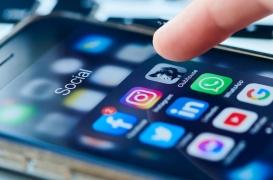 Addiction aux réseaux sociaux : les adolescents venant d’un milieu défavorisé sont plus touchés