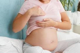 Cancer du sein et grossesse : un bref arrêt de l’hormonothérapie sans danger à court terme