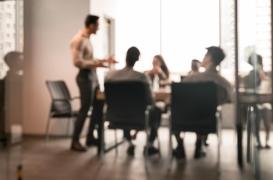 Polyarthrite rhumatoïde : la poussière dans les bureaux mise en cause