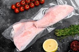 Alerte sur les risques des emballages plastiques utilisés pour le poisson