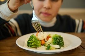 Nos premières habitudes alimentaires ont un impact plus profond qu’on ne le pense