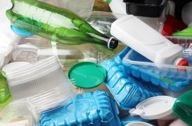 Les produits chimiques des emballages plastiques peuvent contaminer les aliments en 7 jours