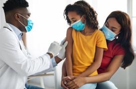 Vaccination anti-papillomavirus : « elle reste recommandée avec deux injections »