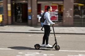 Trottinettes électriques : des blessures aussi graves qu’à moto ?  