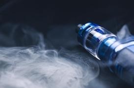 Produits chimiques : attention à ne pas vapoter à côté de vos enfants !