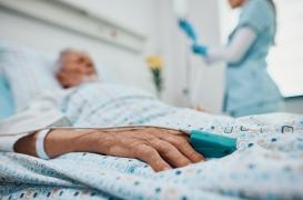Démence : cette réaction après une opération prédirait un déclin cognitif