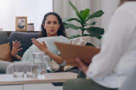 Dépression périnatale : ces effets sur le développement des filles