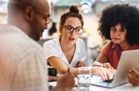 Sclérose en plaques : faut-il en parler à son employeur ? 