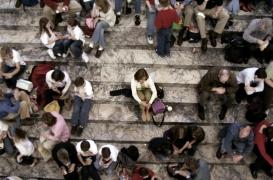 Déclin cognitif : se sentir seul serait plus risqué que vivre isolé