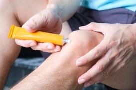 Entorse, arthrose : attention à ces gels antidouleur en cas d'exposition au soleil
