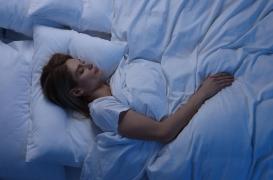 Votre sommeil peut-il révéler que votre cerveau vieillit plus vite que vous ?