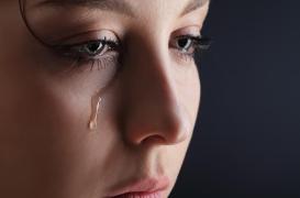 Vos larmes, un miroir de la santé de votre cerveau ?