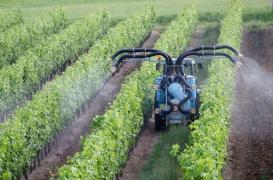 Pesticides : des distances d’épandage par rapport aux habitations dès janvier 2020
