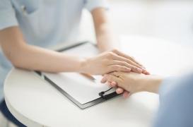 En France, cette profession de santé réalise davantage d'IVG que les médecins