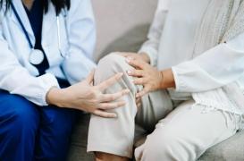 Ostéoporose : ce danger méconnu pour les femmes ménopausées