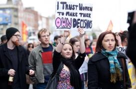 Grève des IVG : le syndicat des gynécologues de France se ravise