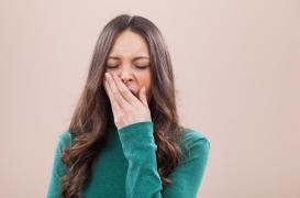 Vous baillez souvent ? C’est peut-être le signe d’un problème de santé grave