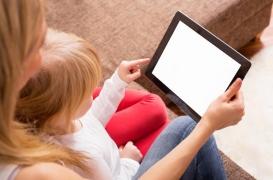 Ecrans : les enfants doivent les éviter au moins une heure avant le coucher