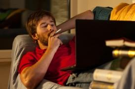 Coronavirus : les conduites addictives des Français s'accentuent pendant le confinement