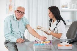 Les infirmières sont deux fois plus susceptibles de se suicider que les autres femmes