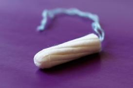 Syndrome du choc toxique : une jeune fille de 17 ans décède à cause d’un tampon