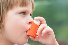 Asthme : les enfants en surpoids sont plus à risque que les autres