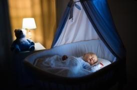 Bébés : nouvelles recommandations pour les coucher en toute sécurité
