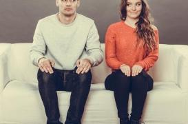 Timide en vacances? Ça se soigne…